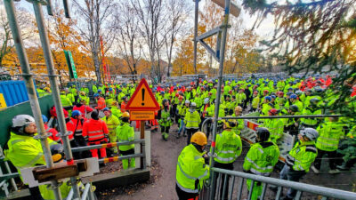 Kuva kokoontumispaikalta Laakson työmaalta 30.10.2025